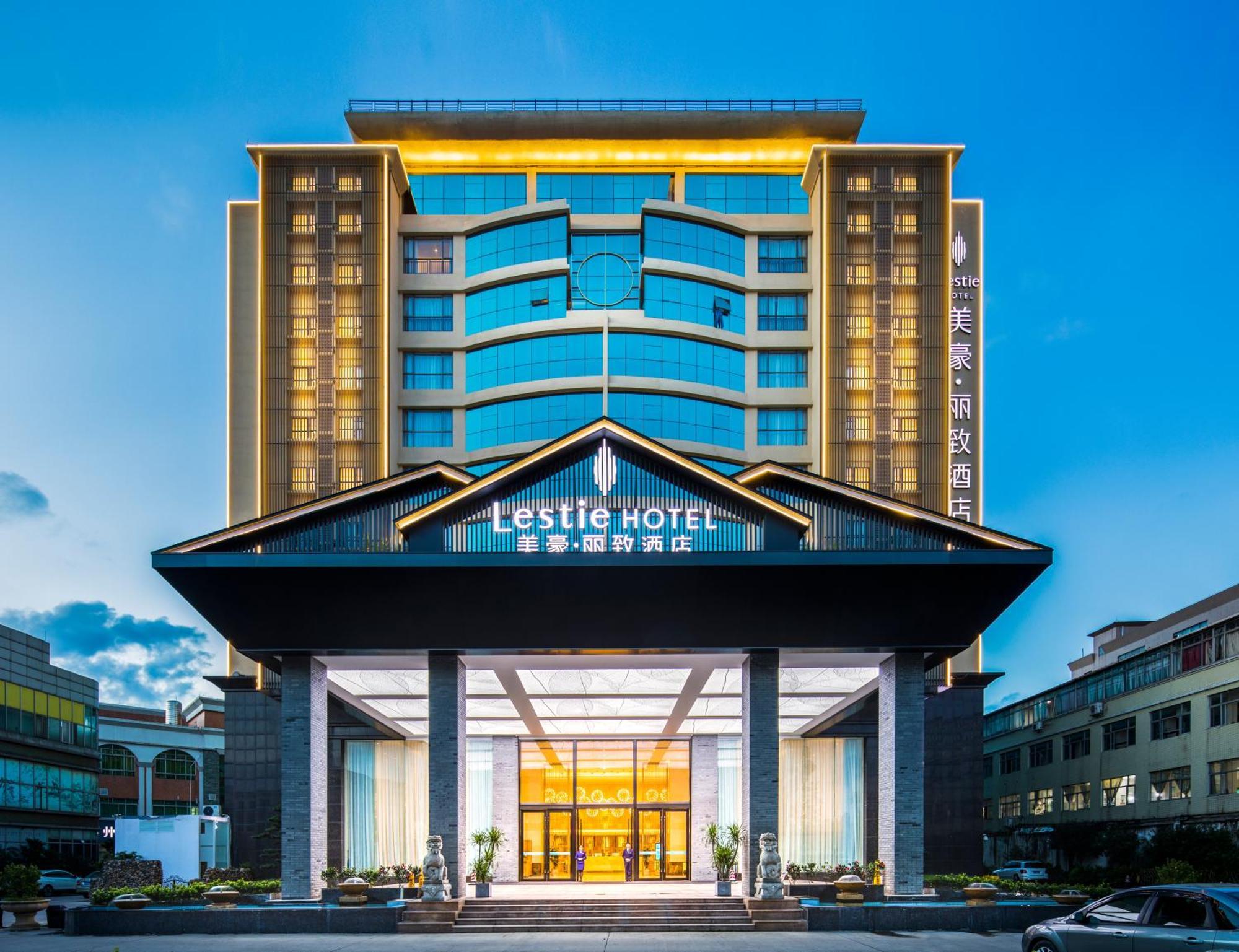 Mehood Lestie International Hotel Nancun Wanbo Metro Station Branch - Free Shuttle Bus To Canton Fair Complex During Canton Fair Period & Free Breakfast & Free Afternoon Tea & Free Midnight Snack & Free Vpn Internet Access Exterior foto